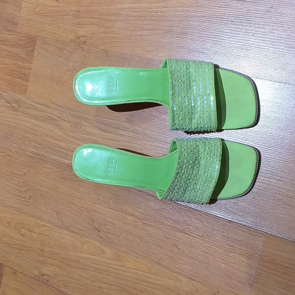 Shoes - Picture 5 of 6